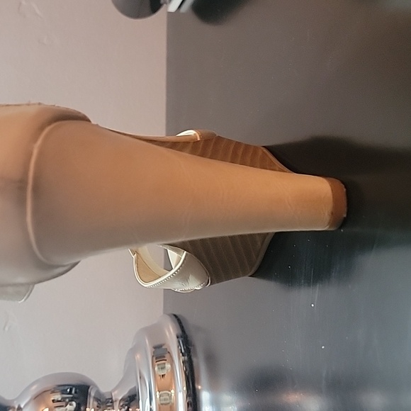 ELLE ELBRIE IVORY WEDGE - Picture 11 of 16